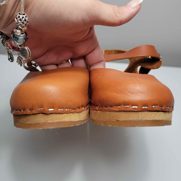 MIA Sofia Luggage Wooden Clogs Size EU 39/US 8.5 - Picture 5 of 9